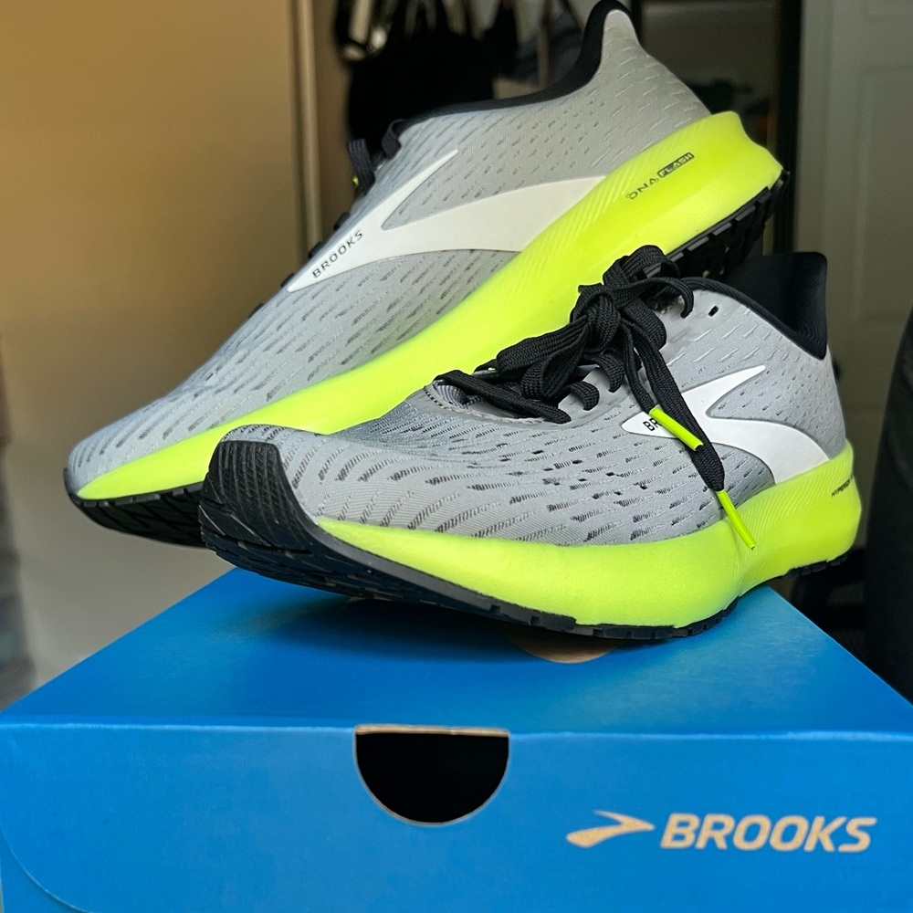 Brooks Hyperion Tempo Men’s Running Shoes size 8.5